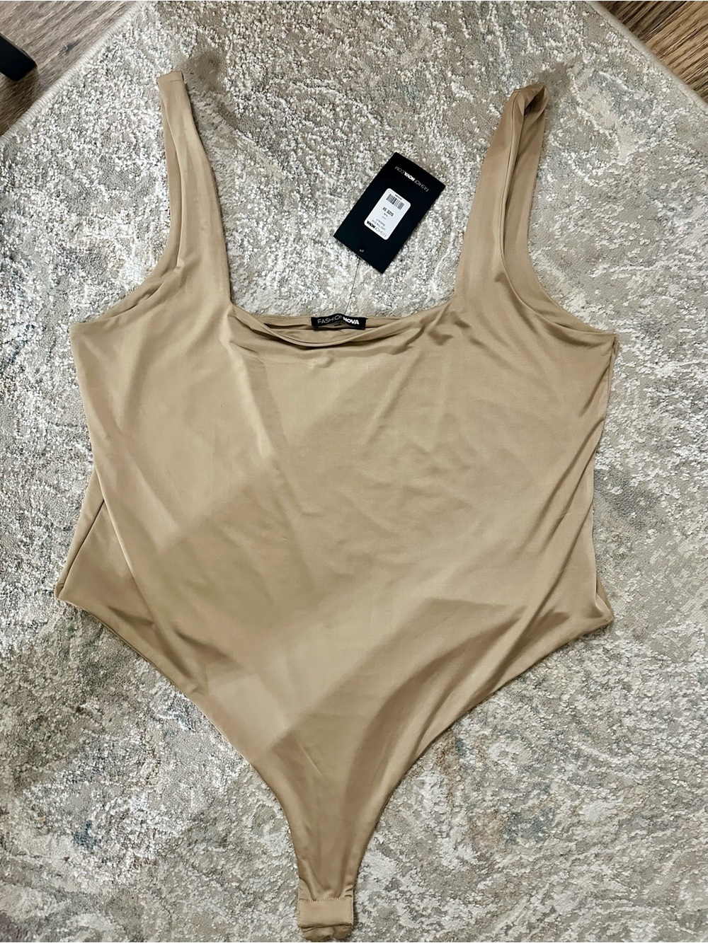 Fashion Nova Women's Cream/Tan/ Nude Scoop Neck Bodysuit